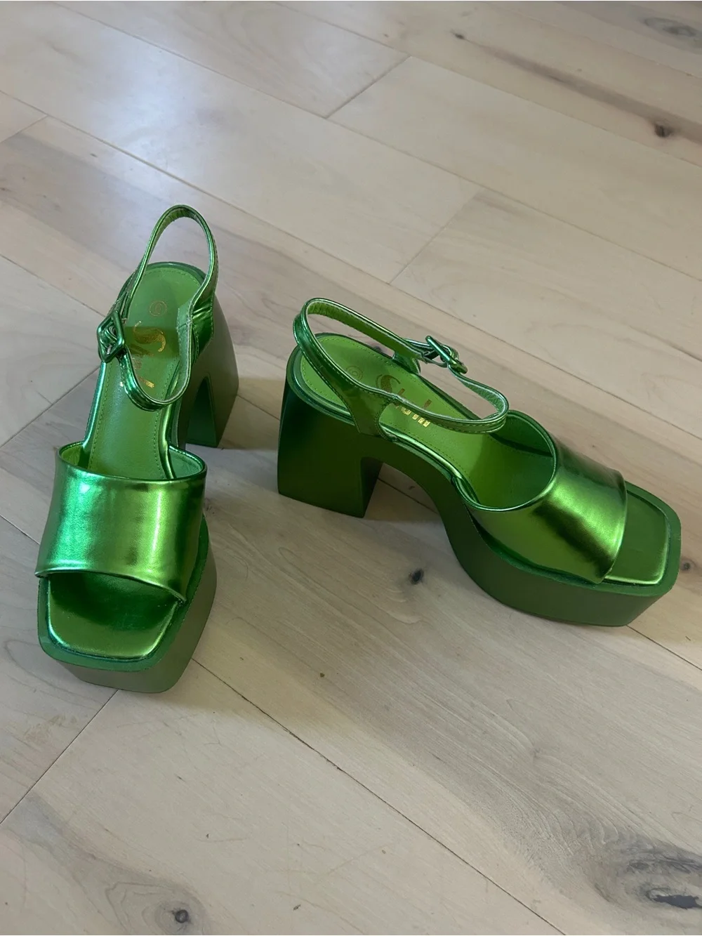 SHEIN metallic green